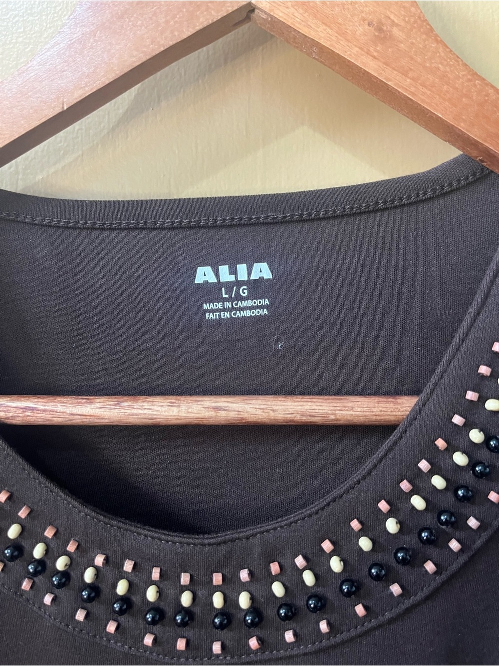 ALIA Brown Embellished Scoop Neck Tee